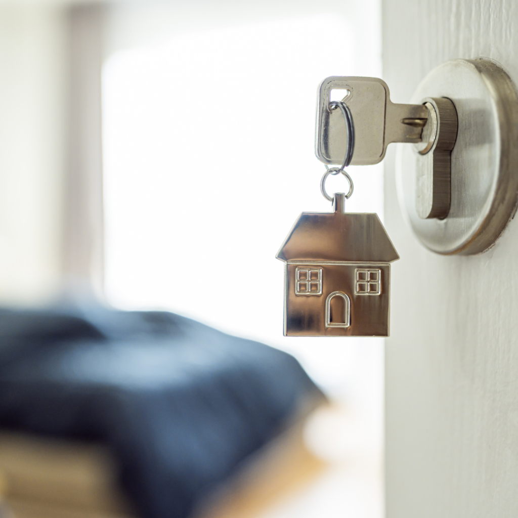 Investimento em studios compactos no mercado imobiliário 2025